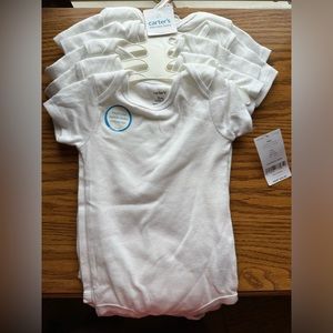 NWT Carters onesies size 9 mths